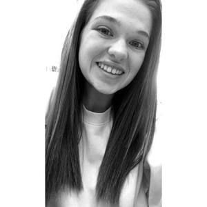 Meet your Posher, Skylar alexis